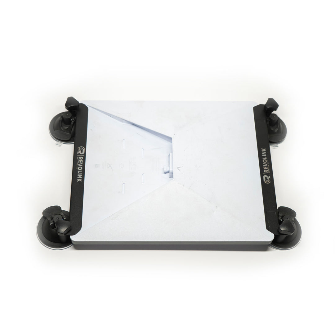 Revolink Starlink Mini suction cup mount, close-up of the suction cups